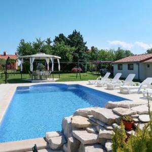 Holiday Home Andrea - LBN415