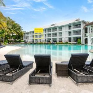 Beach Club Port Douglas Luxury Apartments