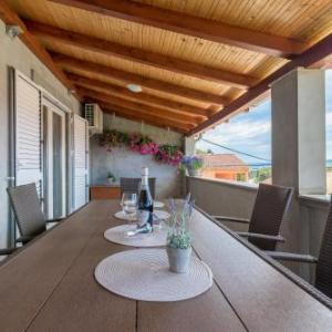 Apartments with parking space Bibinje - Zadar - 17554
