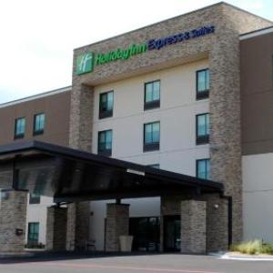 Simmons Bank Field Hotels - Holiday Inn Express and Suites White Hall