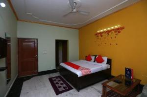 OYO 11752 Hotel Sun Palace Residency, Noida