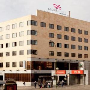 Hotels near La Riviera Madrid - Rafaelhoteles Piramides