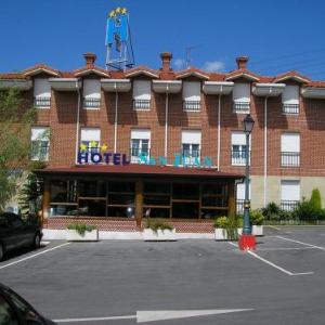 Hotels near Escenario Santander - Hotel San Juan