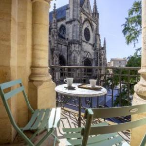 Centre historique appartement climatisé avec terrasse