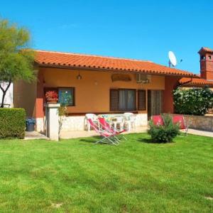 Holiday Home Milva - LBN375