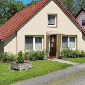 Holiday Home Ettje - HOR251