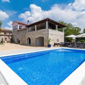 Holiday Home Lastavica