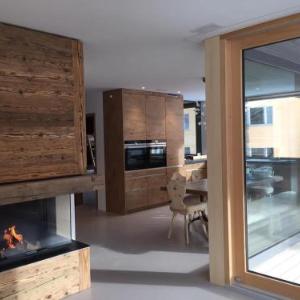Ultra Luxurious 2-family Apartment on the Slopes in Arosa CH
