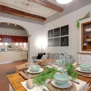 Ghibellina Apartment by Mamo Florence