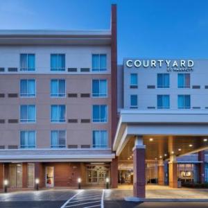 Courtyard by Marriott St. Louis Brentwood