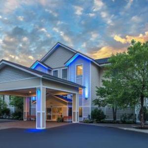 Holiday Inn Express Hotel & Suites Brattleboro