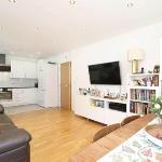 Stylish Ground Floor Apartment Near Brixton