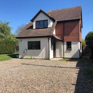 Latchingdon cottage