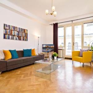 Apartments with 2 Bathrooms - 9 min walk to Old Town Square