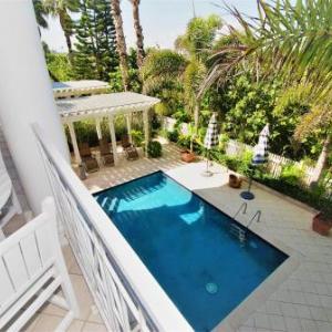 Sea Hawk - Private Beach House With Pool & Hot Tub Home