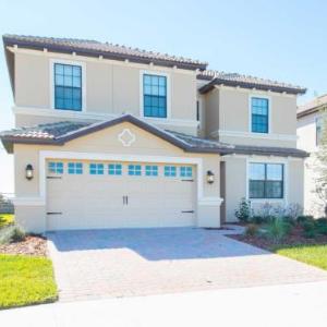 Champions Gate Sunny Days Getaway - Six Bedroom Home