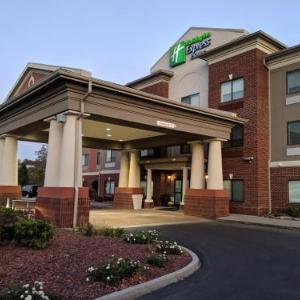 Holiday Inn Express Hotel & Suites Claypool Hill -Richlands Area