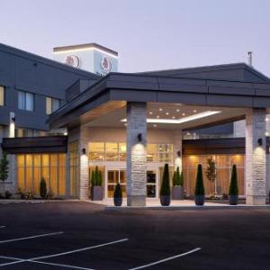 DoubleTree By Hilton Montreal Airport