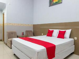RedDoorz near Goa Panggung, Pangandaran
