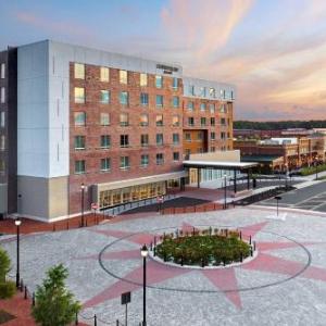 Courtyard by Marriott North Brunswick