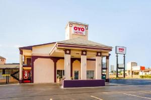 OYO Hotel Texarkana North Heights AR Hwy I-30, Texarkana