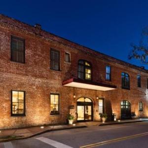 Staybridge Suites Savannah Historic District