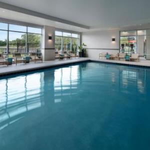 Hotels near Mexicali Live - Hampton Inn By Hilton & Suites Teaneck/Glenpointe