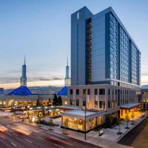 Hotels near Moda Center - Hyatt Regency Portland at the Oregon Convention Center