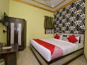 OYO 12193 Sandhya Hotel, Varanasi
