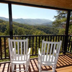 Mountain Ridge Chalet