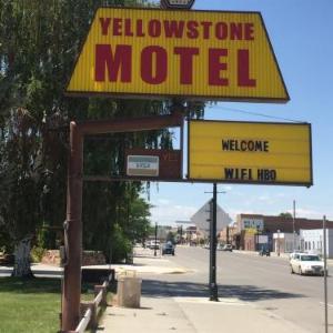 Yellowstone Motel