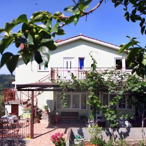 Studio Jagoda with Balcony KNEB1