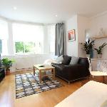 Spacious holiday apartment in Belsize Park