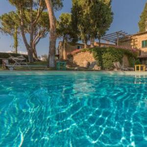 Lucignano Villa Sleeps 15 Pool Air Con WiFi