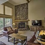 townhome with Sauna about 1 mile to Keystone Ski Resort Keystone
