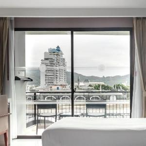 Suite Studio Apt With Hot Tub Bath In Front Pa Tong Beach