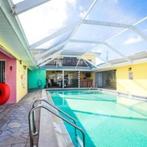 GULF ACCESS #A 3 bedroom w/ Heated pool