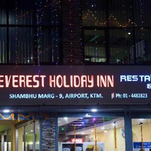 Everest Holiday Inn