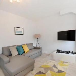 Marylebone High Street Apartment Sleeps 2