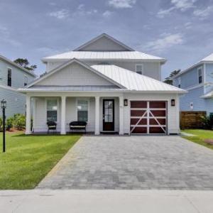 30A Beach House - YOLO by the Sea