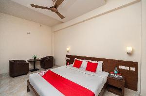 Collection O 33352 The Royal Park, Palani