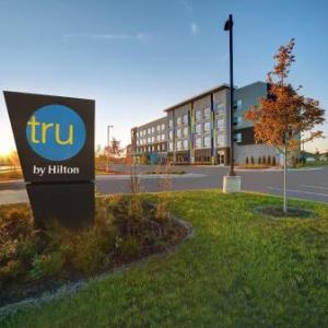 Tru by Hilton Stoughton WI