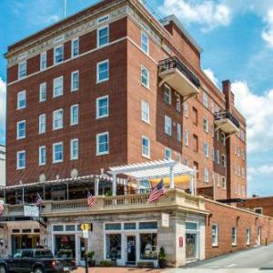 Hotels near Alumni Memorial Field at Foster Stadium - The Gin Hotel Ascend Hotel Collection