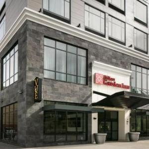 Hotels near Iowa Memorial Union - Hilton Garden Inn Iowa City Downtown University