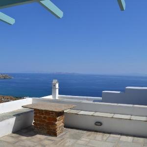 Villa Ioanna Blue- Vacation Houses for rent 300 metres by the sea