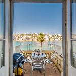 Blue Harbour 1 Seafront Holiday 2-bedroom Apartment with terrace St Pauls Bay 