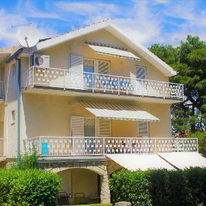 A-1 Great Location Large Terrace 200m To The Beach