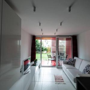 Studio With Garden View