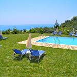 Apartments with pool adonis in Pelekas Beach Corfu