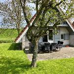 Entire house - 6 pers Sunny house with equipped terrace behind a dike at Lauwersmeer Dongeradeel 